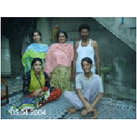 04 kind family in Faisalbad.jpg